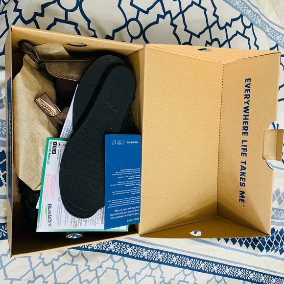 CSA Blundstone Boots Sizes US10, US6 - Picture 4 of 5